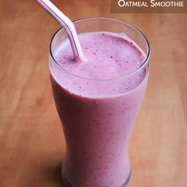 Berry Almond Oatmeal Smoothie